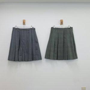 Your online source for 【中古】埼玉県 大沼中学校 女子制服 3点（セーラー服・ジャンパースカート）sf000935 Online